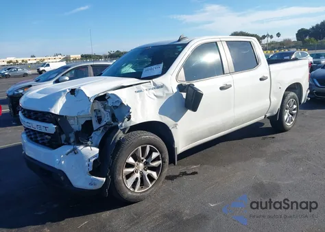 2020 Chevrolet Silverado 1500 2Wd Short Bed Custom z USA, uszkodzony, nr VIN 3GCPWBEK9LG282707